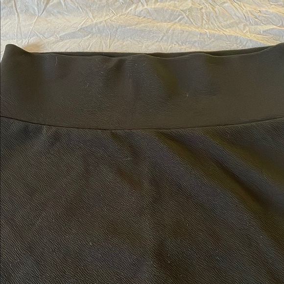 LuLaRoe Black Pencil Skirt Knee-Length Work - Picture 3 of 3